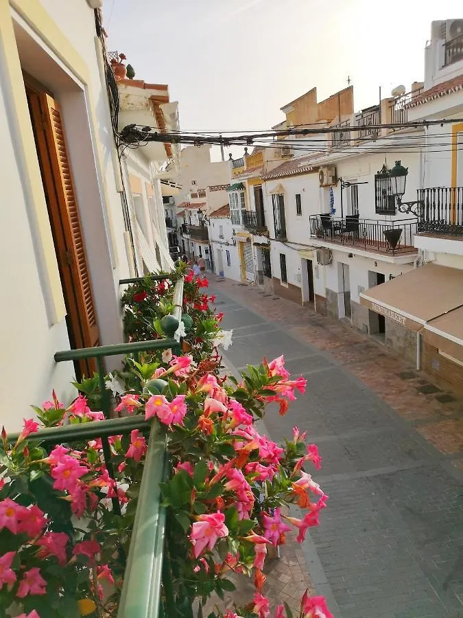 Casa Familia Carabeo Villa Nerja 0*,